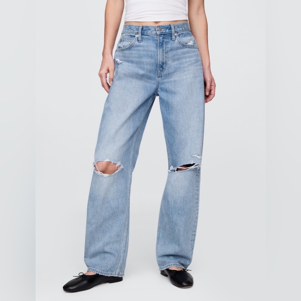 GAP Women's High Rise Barrel Jeans - 33 NWT